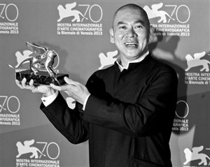 意大利纪录片爆冷夺金狮