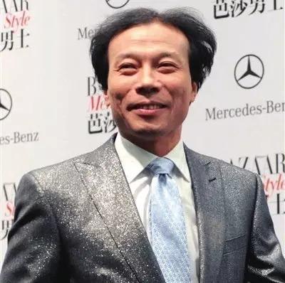 他辅佐三大首富打工赚十亿 却因一纸文书跌落神坛