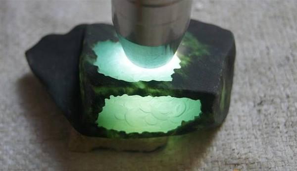 近万元翡翠原石快递途中被盗 法院判决全额赔偿_财经_腾讯网