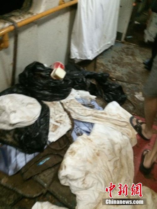 山体塌方致T171次列车脱轨5人受伤