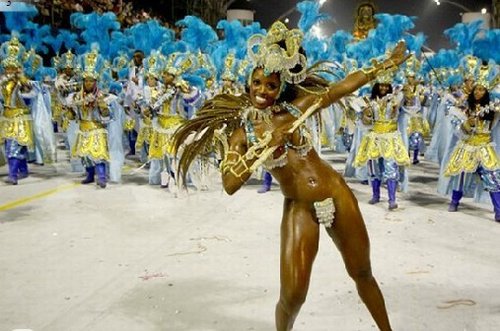 巴西旅游看混血美女(组图)