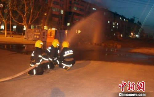 新疆阿克苏天然气管道泄漏 影响3000户居民用气