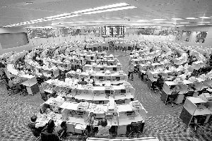 港交所信披网站疑遭攻击汇丰等7股被迫停牌半