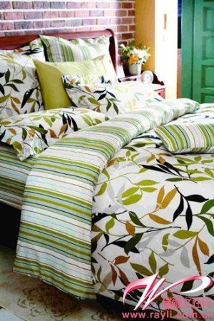 蓝色条纹加绿色点缀+打造时尚白领优雅卧室风