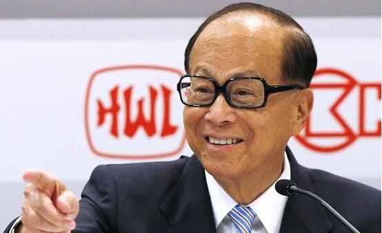 白手起家 走出贫民窟的十位亿万富翁