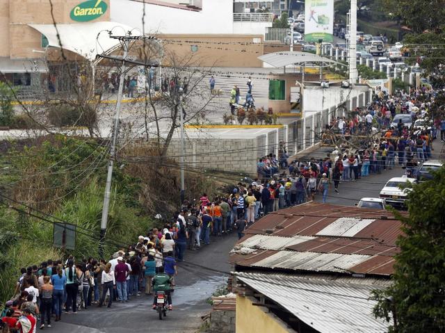 委内瑞拉经济到底怎么了?投资者集体被吓跑