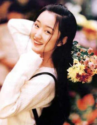 昔日清纯女 :杨钰莹曾欲自杀 周慧敏变欲女