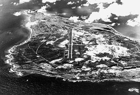 1940年从东北方向拍摄到的硫磺岛全景