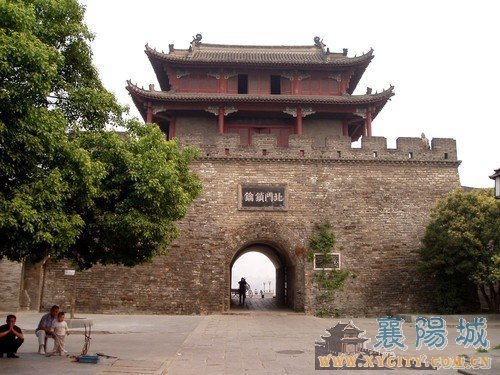 湖北襄樊改名襄阳 被称天上掉大馅饼(组图)