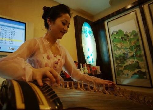 揭秘京城<em>朝鲜餐厅</em>:<em>服务员</em>都是<em>美女</em>(组图)_财经