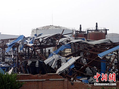 长春厂房发生爆炸 车间被炸成废墟(图)