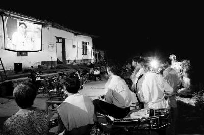 80后追过的流行品:小霸王学习机 随身听 BP机