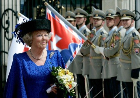 世界最富王室排名盘点 迪拜酋长财富骤减(组图