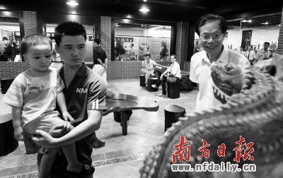 旧厂房变身藏宝阁