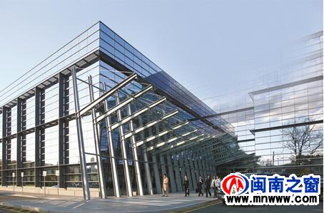 雅芳洁容霜成分不含苯酚 产品质量无毒