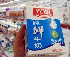 光明蛋黄派被检防腐剂超标 光明乳业紧急澄清