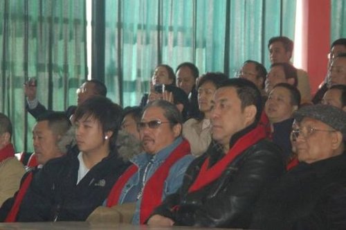 天基权董事长释延豹协助中国队备战英雄传说