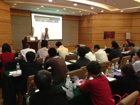 港股专家:港股仍处低位 个股投资价值突显