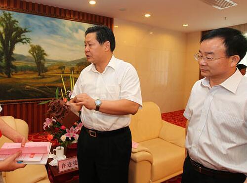  安徽副省长杨振超被查  深耕铜陵有色20余年_财