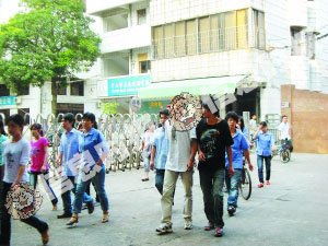 广东:工资给多少 职工也有话语权