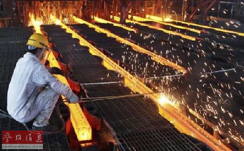 资料图：中国钢铁生产车间。