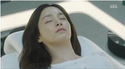 <em>直播吃饭日赚上万</em> 围观那些奇葩高薪工作_财经