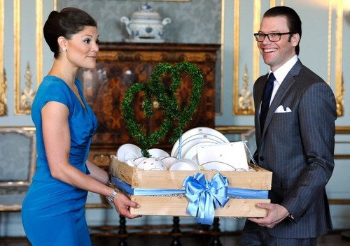 瑞典女王储19日举办欧洲最大“世纪婚礼”_财经_腾讯网