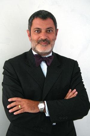 中国欧盟商会主席:中国可更多参与解决欧债危机