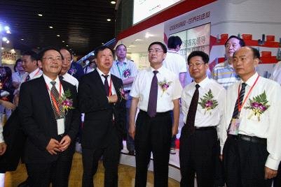 日立电梯携最新产品技术亮相2012中国国际电