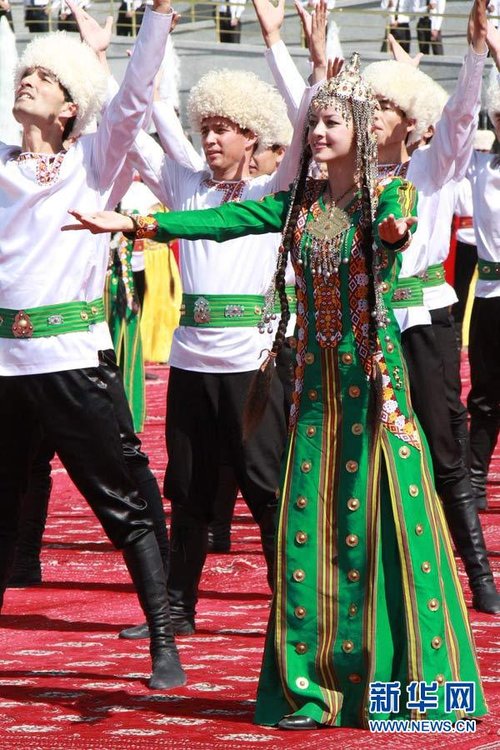 本网记者实拍土库曼斯坦美女 外国公民想娶交