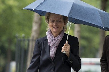 瑞士女财长要做洗钱终结者打击避税资产