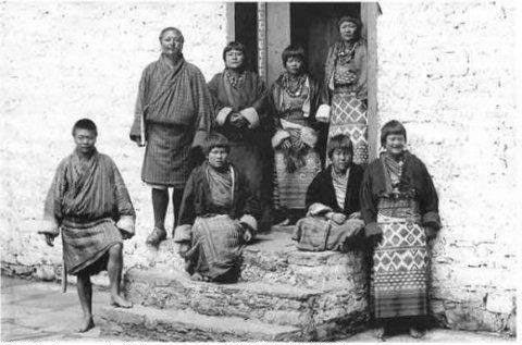 神秘不丹的九位美艳王妃(组图)