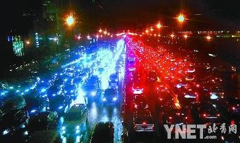 北京昨遭遇全城大堵车