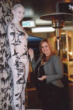 <em>国外</em>惊艳绝伦的<em>人体</em>彩绘<em>艺术</em>_财经_腾讯网