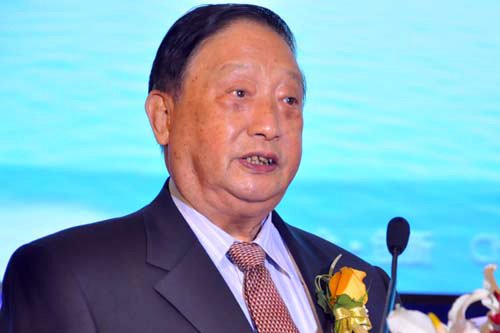 周正庆:加强期货市场的风险控制和法制建设