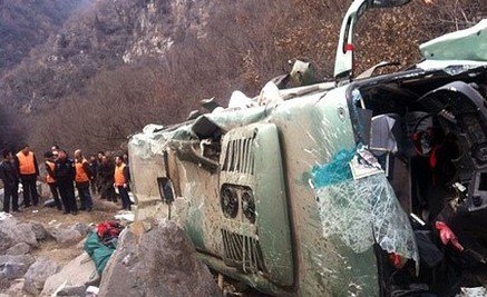 山西大巴坠沟事故初步认定系司机违规操作(图