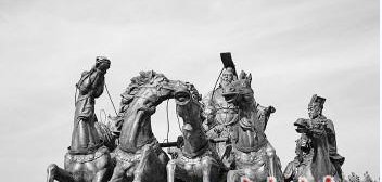 山东滨州秦皇台景区秦始皇像被盗(组图)