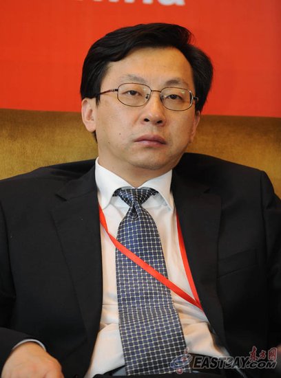 图文:重庆市政府金融工作办公室副主任阮路
