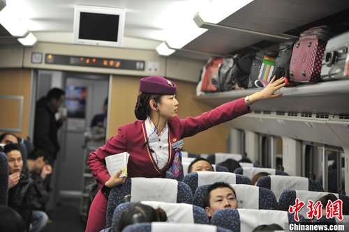 【春运特写】80后动姐的夜班之旅_财经_腾讯