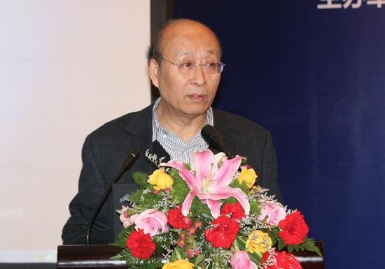 图文:中国医药企业管理协会副会长白恵良