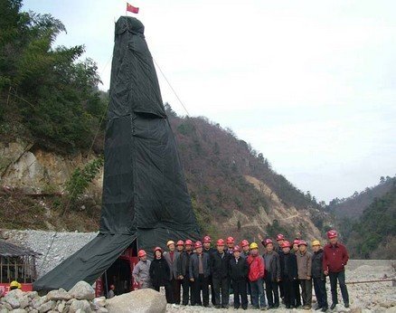 江西三千亿钨矿诞生背后：员工血汗钱被吞？