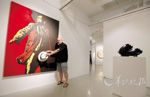 南非总统裸体画像惹风波 画师被批"下流"(图)