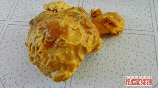 市民杀鸡发现鸡宝 有拍卖公司称价值几百万