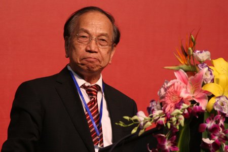 图文:厦门大学教授张亦春_财经_腾讯网