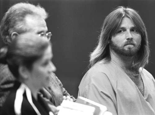 连环杀手杀了辛普森前妻?