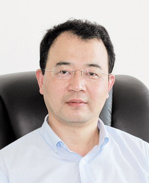 佑威机构执行董事黄志坚