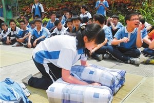 六大作风建设助力富源学校腾飞_财经_腾讯网