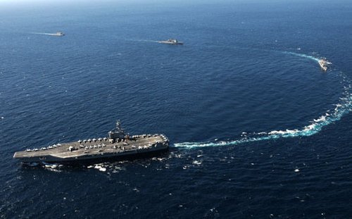俄媒称俄航母编队无力对抗美国海军航母群(图