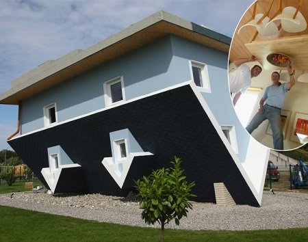 疯狂的房子:厕所委员会主席设计马桶屋