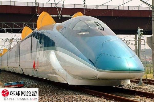 体验高速行驶的日本子弹头列车(组图)